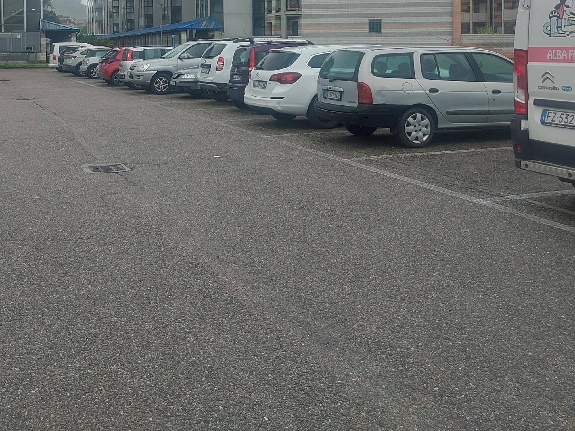 Incantevole Appartamento Monolocale Alba 2 Стая снимка